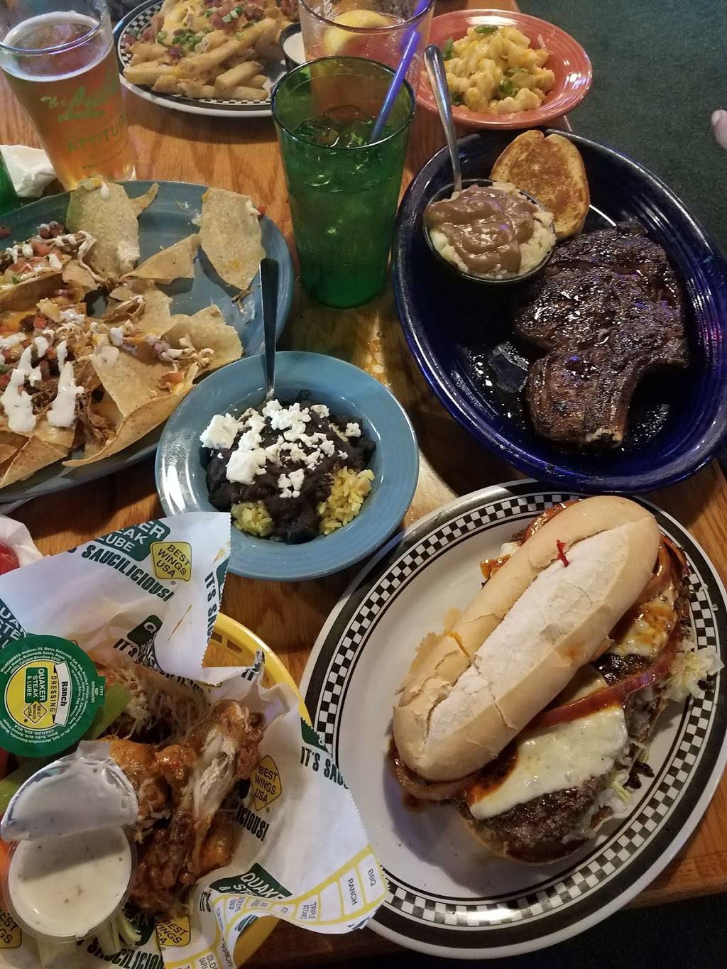 Quaker Steak & Lube | restaurant | 7834 Reynolds Rd, Mentor, OH 44060, USA | 4409549464 OR +1 440-954-9464