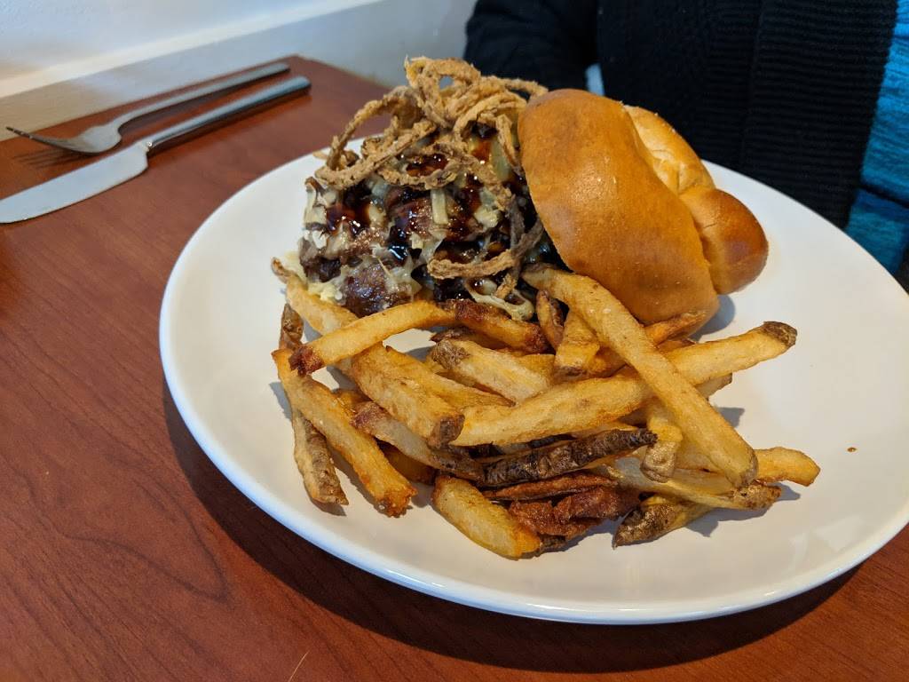 Social. Southern Kitchen & Cocktails | restaurant | 5232 Robinhood Village Dr, Winston-Salem, NC 27106, USA | 3368938737 OR +1 336-893-8737