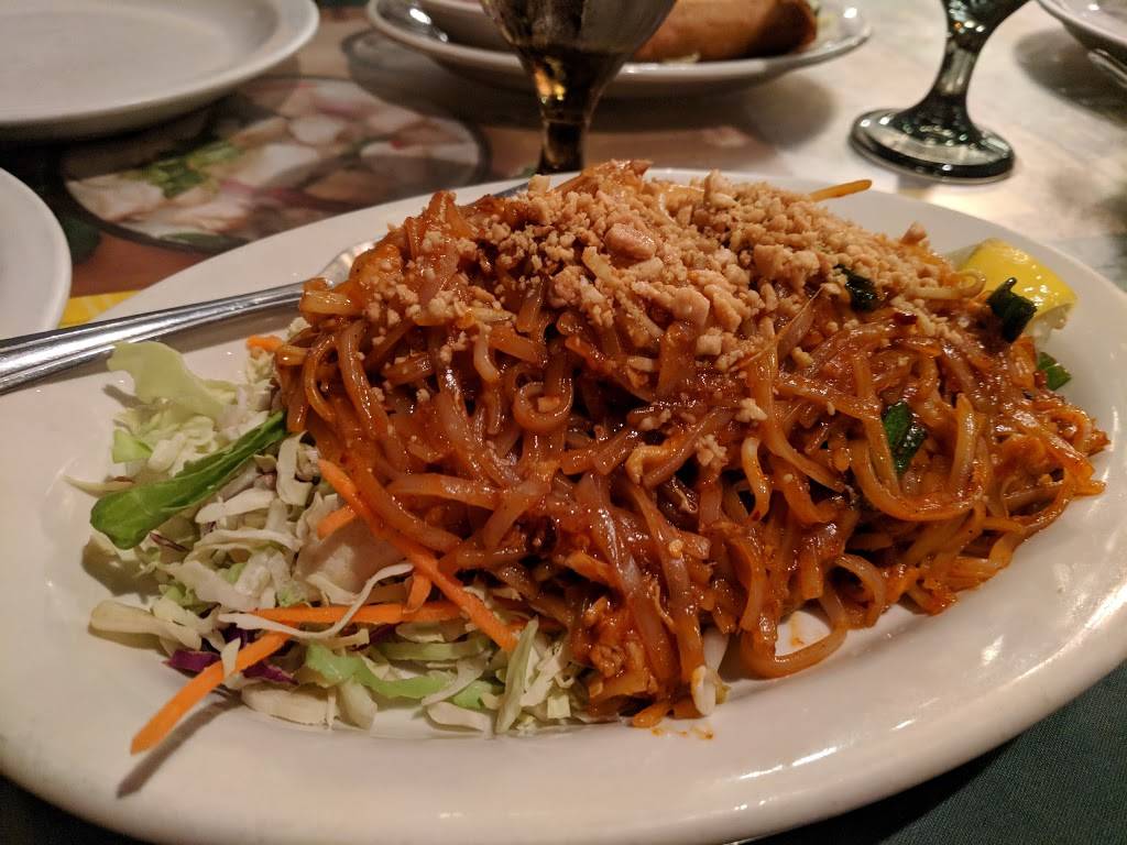 Thai Cafe | restaurant | 820 Butte St, Redding, CA 96001, USA | 5302435523 OR +1 530-243-5523