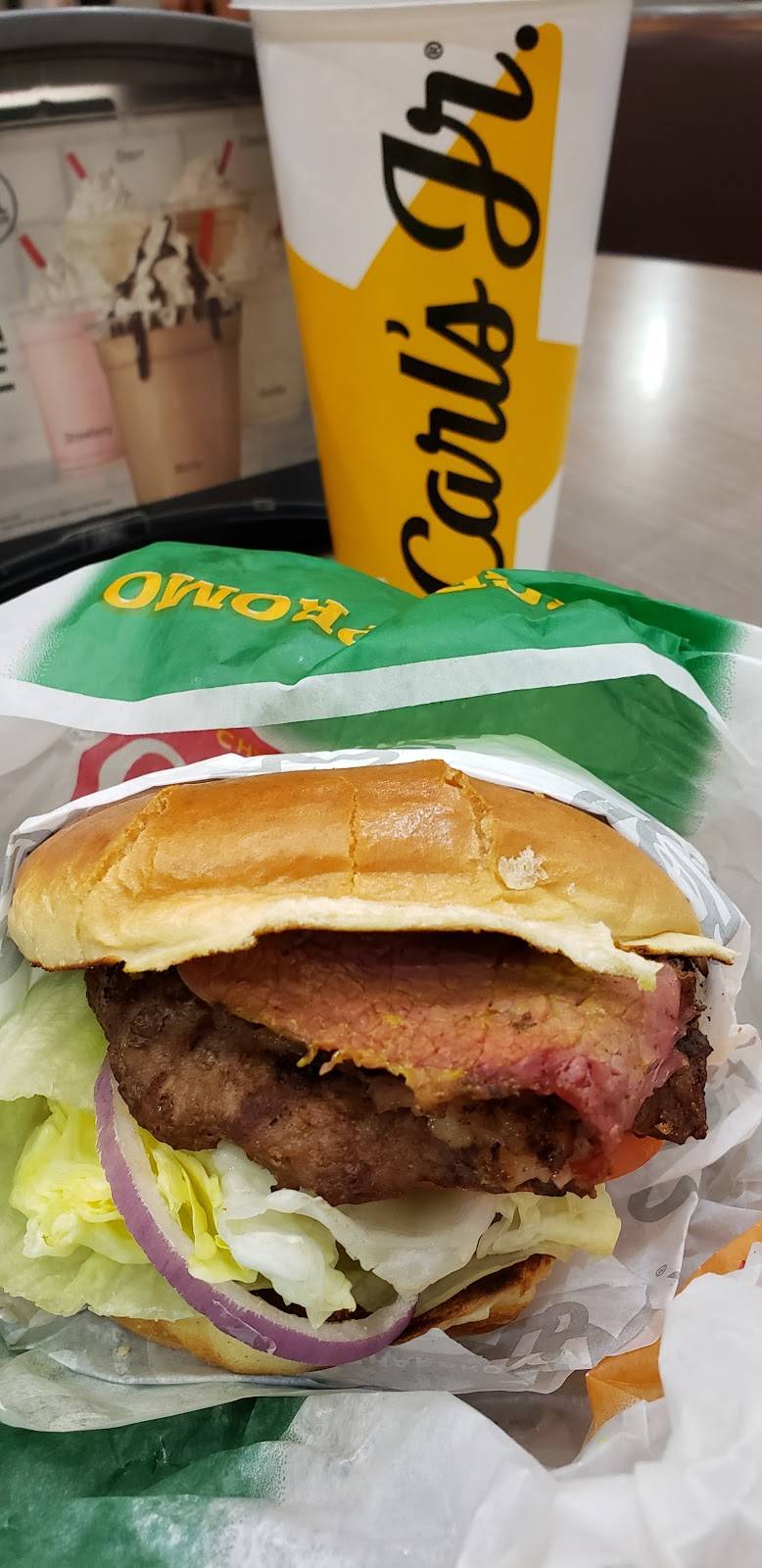 Carls Jr. | restaurant | 6706 N 95th Ave, Glendale, AZ 85305, USA | 6238772433 OR +1 623-877-2433