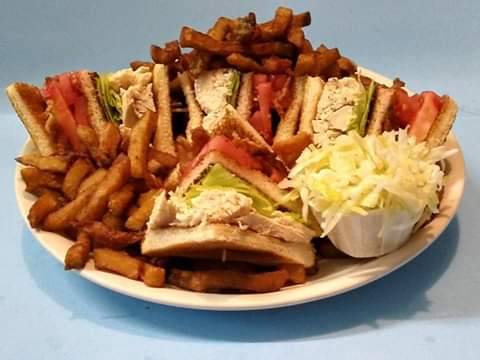 Patapouf | restaurant | 125 Avenue Gatineau, Gatineau, QC J8T 4J7, Canada | 8192438033 OR +1 819-243-8033