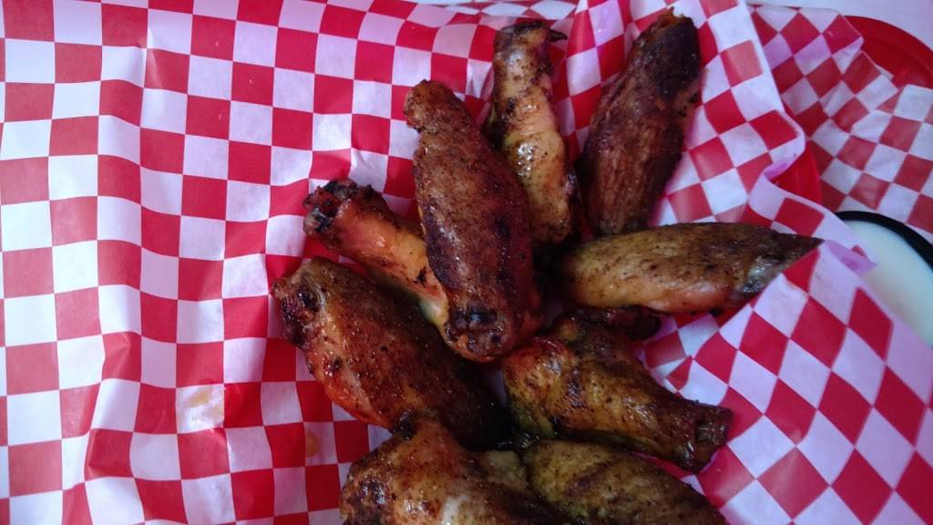 Bradys Backyard BBQ | restaurant | 340 Main St, Safety Harbor, FL 34695, USA | 7277123727 OR +1 727-712-3727