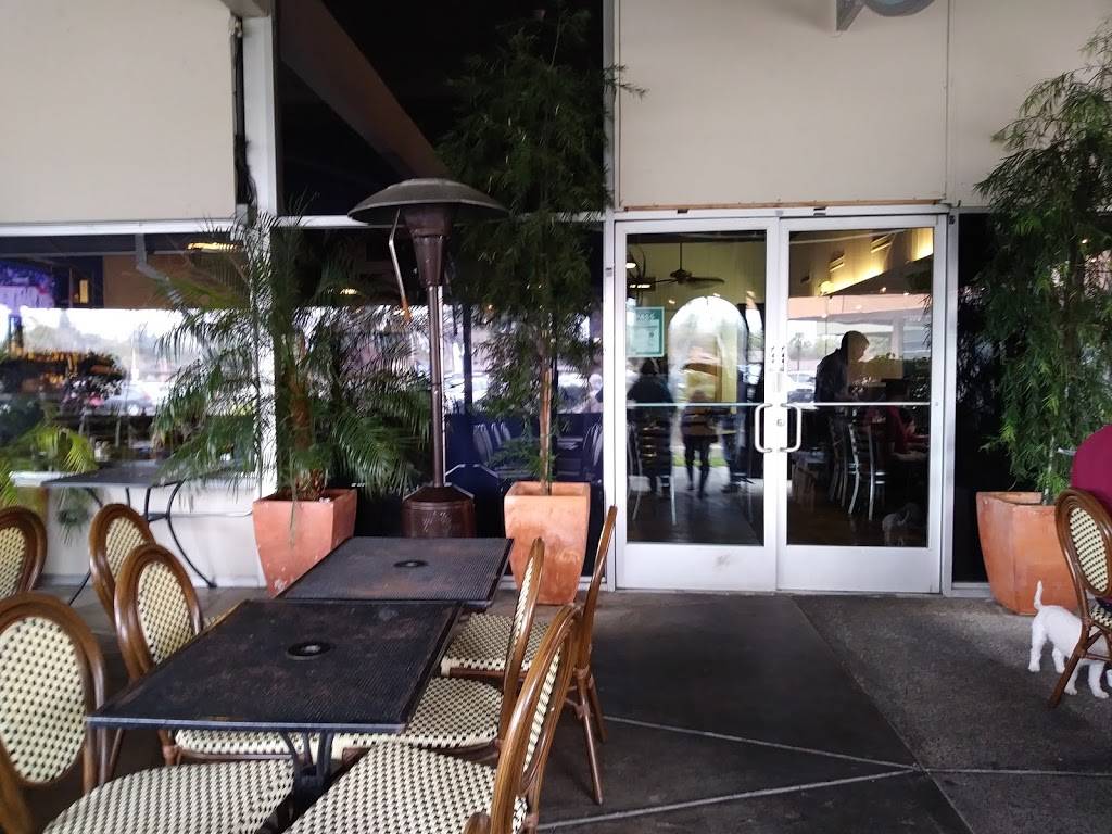 Florez Bar & Grill | restaurant | 5900 S Land Park Dr, Sacramento, CA 95822, USA | 9164296864 OR +1 916-429-6864