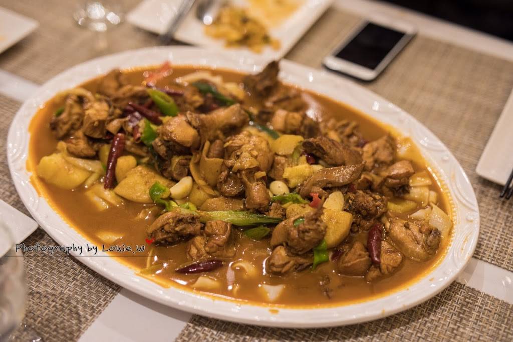Le Taklamakan | restaurant | 7401 Boulevard Newman A35, LaSalle, QC H8N 1X3, Canada | 5143650005 OR +1 514-365-0005