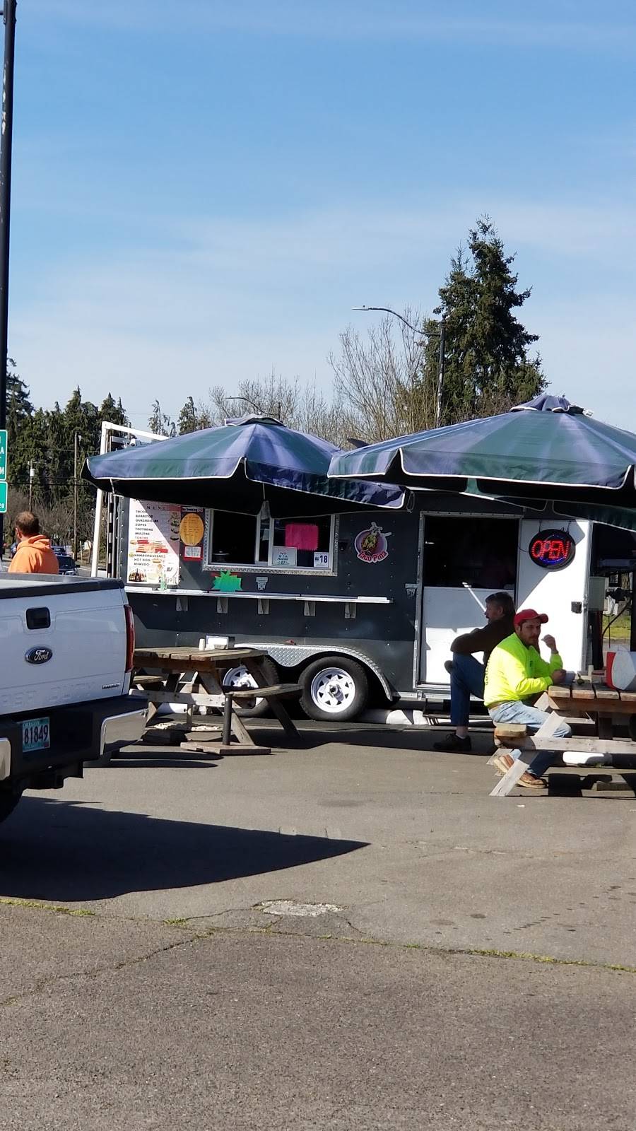 El TACAZO | restaurant | 1495 Pine St NE, Salem, OR 97301, USA | 9712184357 OR +1 971-218-4357