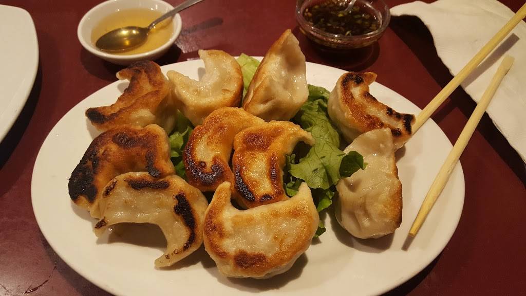 Cest Bon Restaurant | restaurant | 2685 Yonge St, Toronto, ON M4N 2H8, Canada | 4169322811 OR +1 416-932-2811