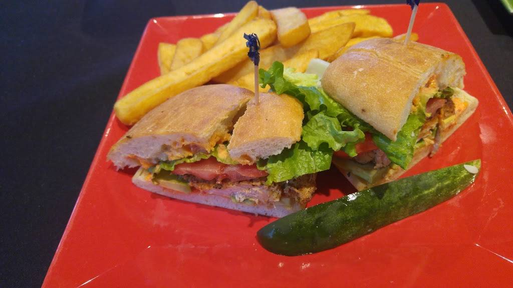 Union Street Tavern | restaurant | 20 Union St, Windsor, CT 06095, USA | 8606832899 OR +1 860-683-2899