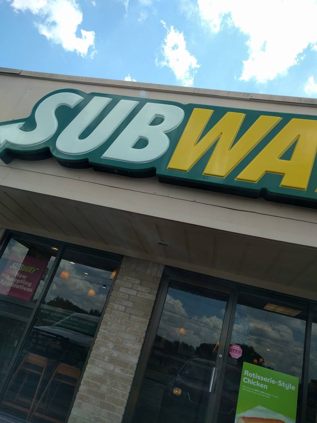 Subway | restaurant | 3410 John Stockbauer Dr, Victoria, TX 77901, USA | 3615707827 OR +1 361-570-7827