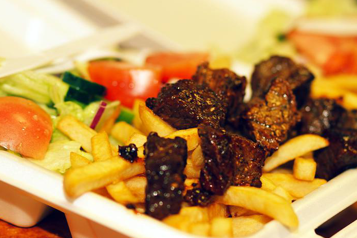 Classic Pizza | restaurant | 296 Winthrop St, Taunton, MA 02780, USA | 5088800090 OR +1 508-880-0090