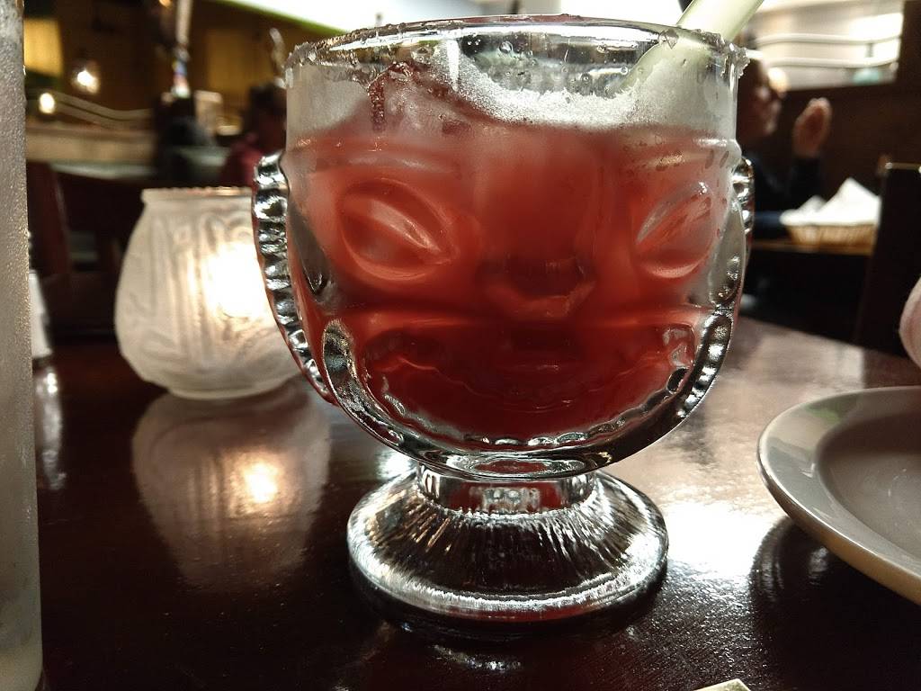 Edgewater Mexican Cafe | restaurant | 1055 W Bryn Mawr Ave, Chicago, IL 60660, USA | 7739440357 OR +1 773-944-0357