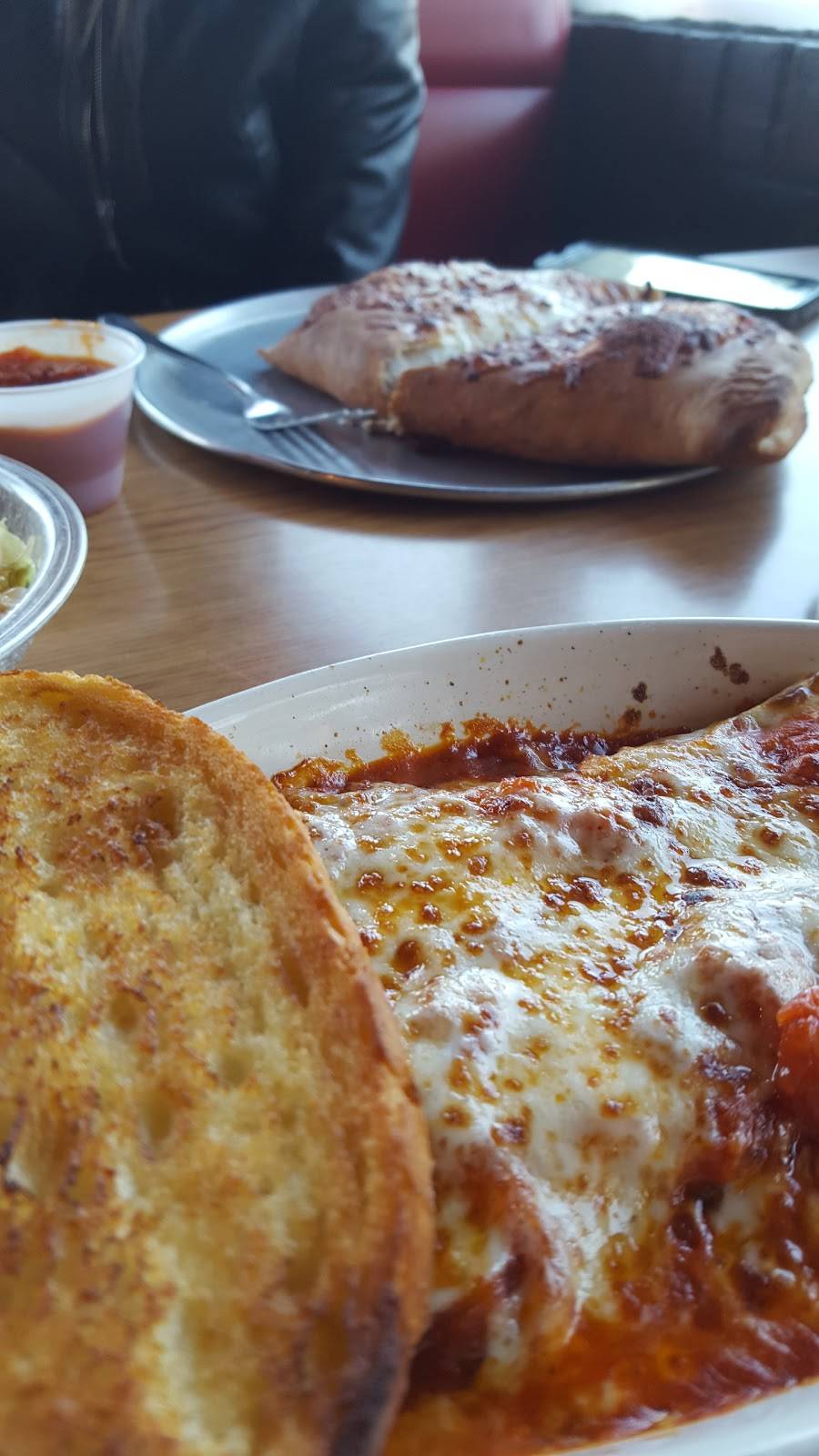 Tonys Pizzalicious | restaurant | 975 Knox Abbott Dr, Cayce, SC 29033, USA | 8037945469 OR +1 803-794-5469