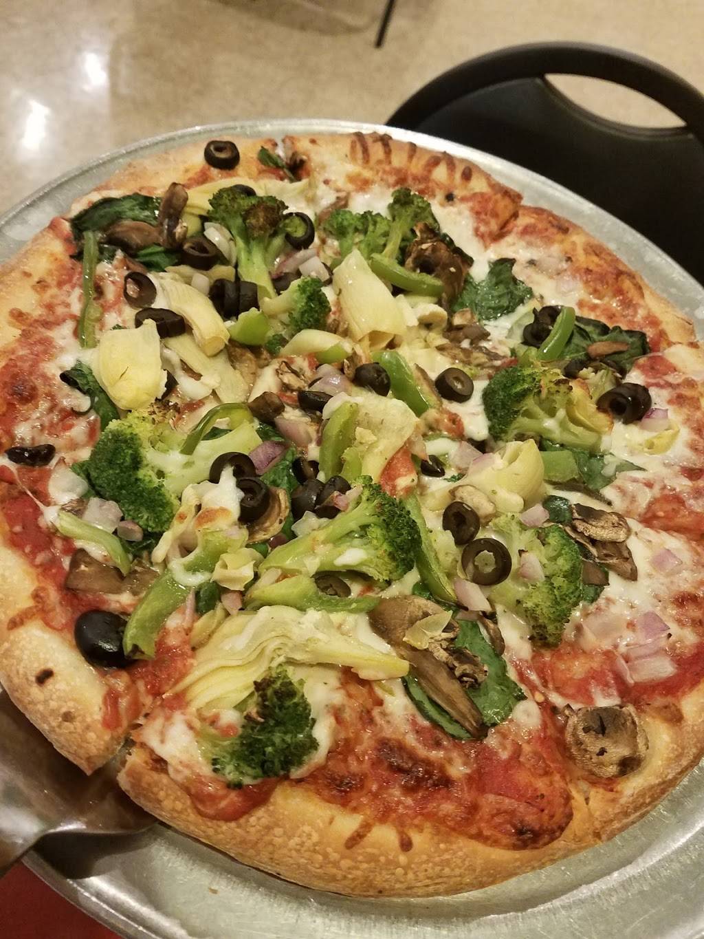 Tonys Pizza & Subs | restaurant | 2760 E Orange Ave, Eustis, FL 32726, USA | 3525899001 OR +1 352-589-9001