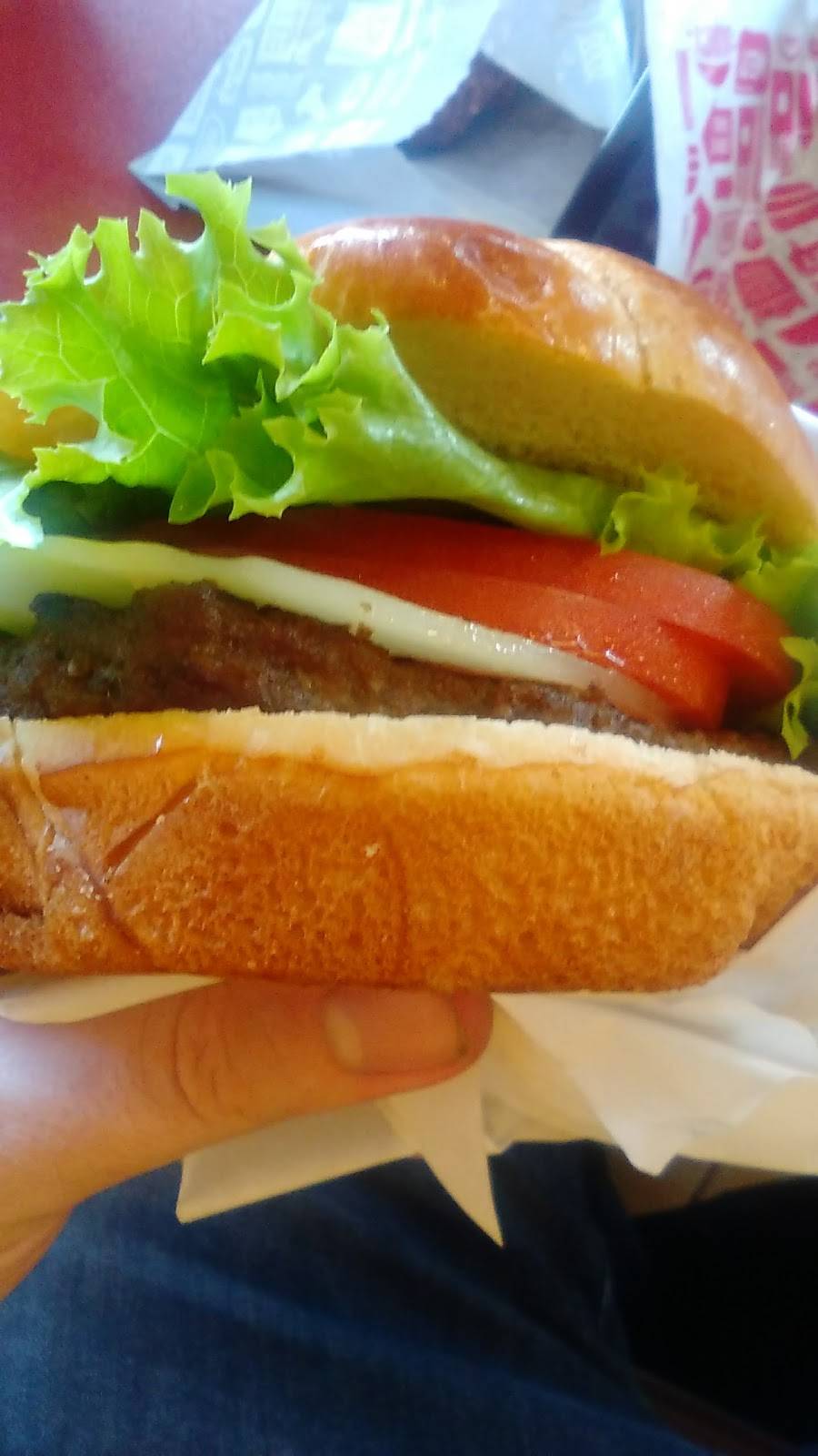 Jack in the Box | restaurant | 3209 E Belknap St, Fort Worth, TX 76111, USA | 8178312404 OR +1 817-831-2404