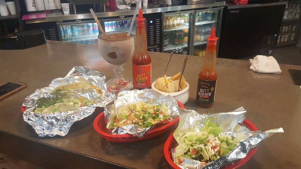 Fuzzys Taco Shop | restaurant | 8804 TX-146 #100, Baytown, TX 77523, USA | 2819180956 OR +1 281-918-0956