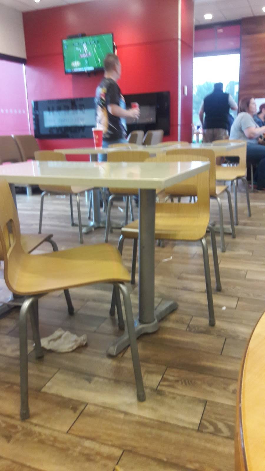 Wendys | restaurant | 1540 Egypt Rd, Phoenixville, PA 19460, USA | 6106500102 OR +1 610-650-0102