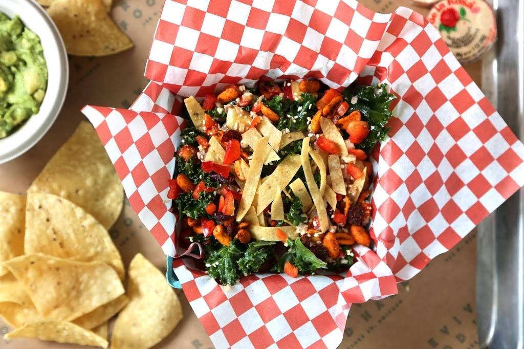 Antique Taco Chiquito | restaurant | 125 S Clark St, Chicago, IL 60603, USA | 7737706195 OR +1 773-770-6195