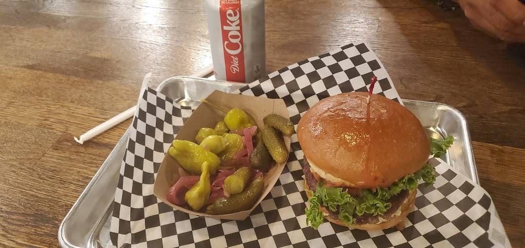 Burger Public | restaurant | 10887 S Wilcrest Dr, Houston, TX 77099, USA | 8322301061 OR +1 832-230-1061