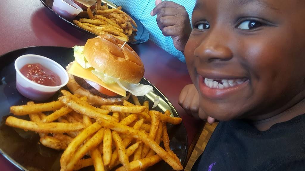 BB & PF | restaurant | 10248 Florida Blvd, Baton Rouge, LA 70815, USA | 2252294595 OR +1 225-229-4595