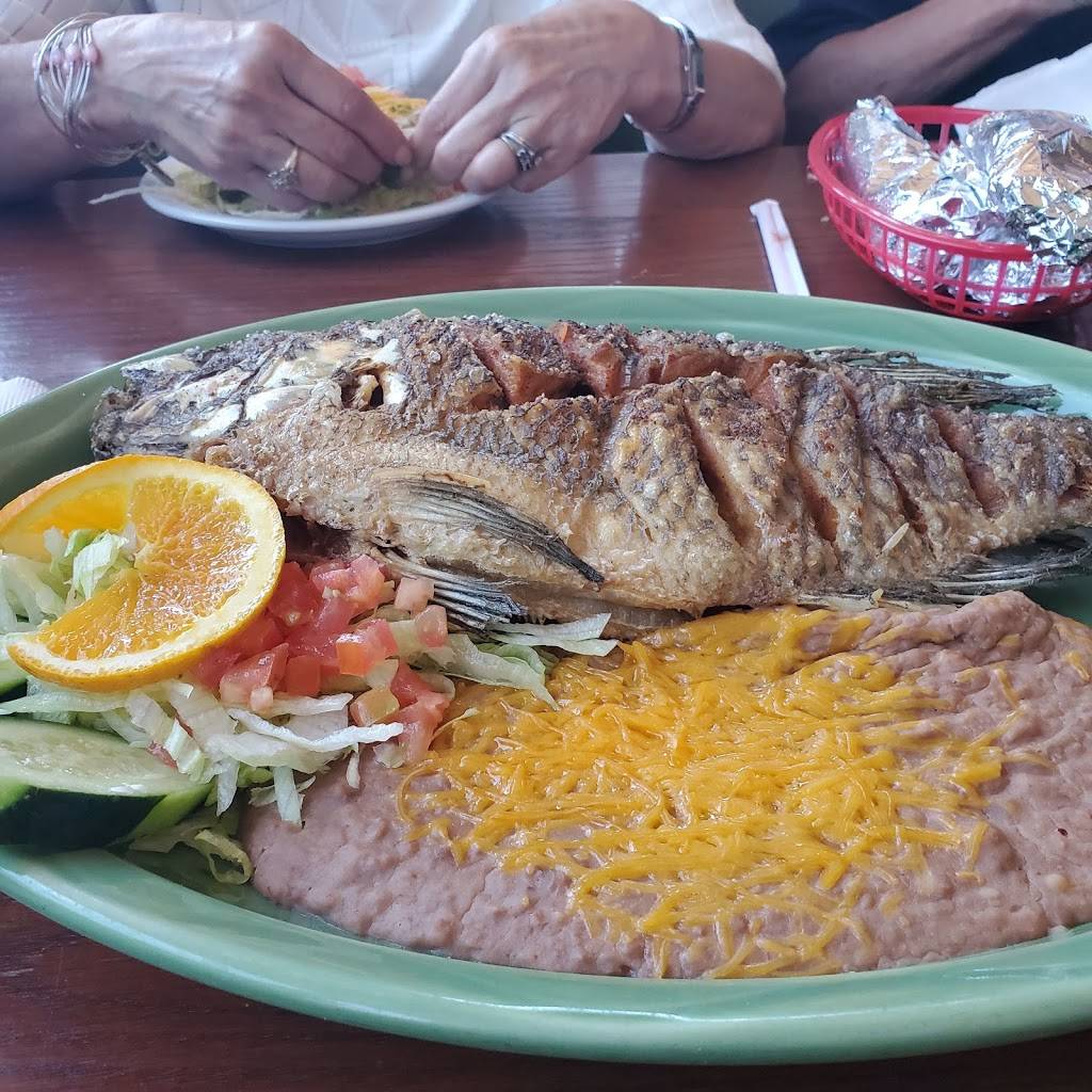 La Fonda | restaurant | 1195 S Sheridan Blvd, Lakewood, CO 80232, USA | 7202427711 OR +1 720-242-7711