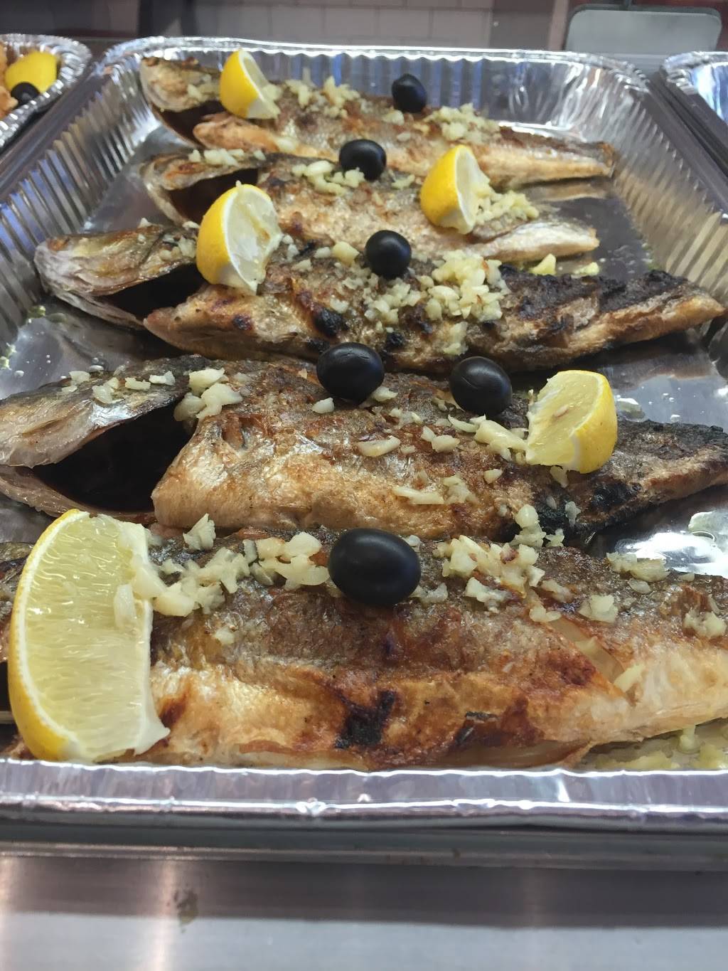 Sardinha Churrasqueira | restaurant | 373B Oakwood Ave, Toronto, ON M6E 2W1, Canada | 4164107777 OR +1 416-410-7777