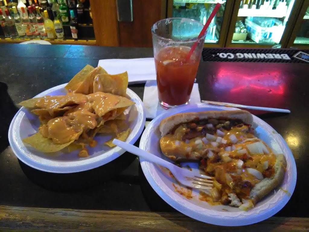 Famous Sams Sports Bar #10 | restaurant | 2320 N Silverbell Rd, Tucson, AZ 85745, USA | 5208847267 OR +1 520-884-7267