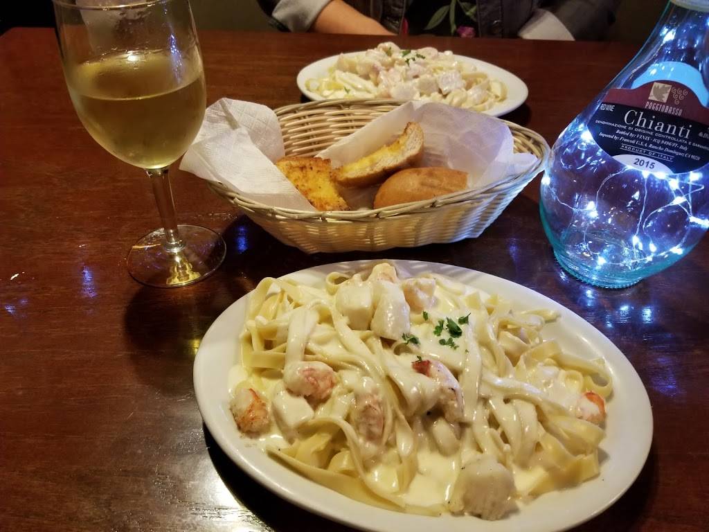 Ferraros Italian Restaurant | restaurant | 2788 E Main St, Ventura, CA 93003, USA | 8056487270 OR +1 805-648-7270