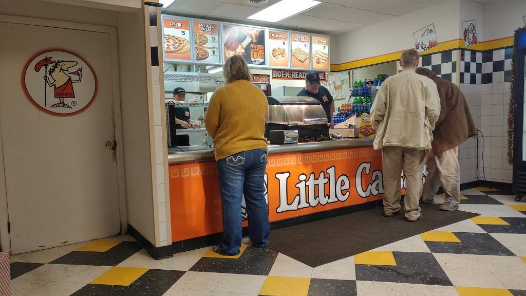 Little Caesars Pizza | meal takeaway | 515 Lansing St, Charlotte, MI 48813, USA | 5175438600 OR +1 517-543-8600