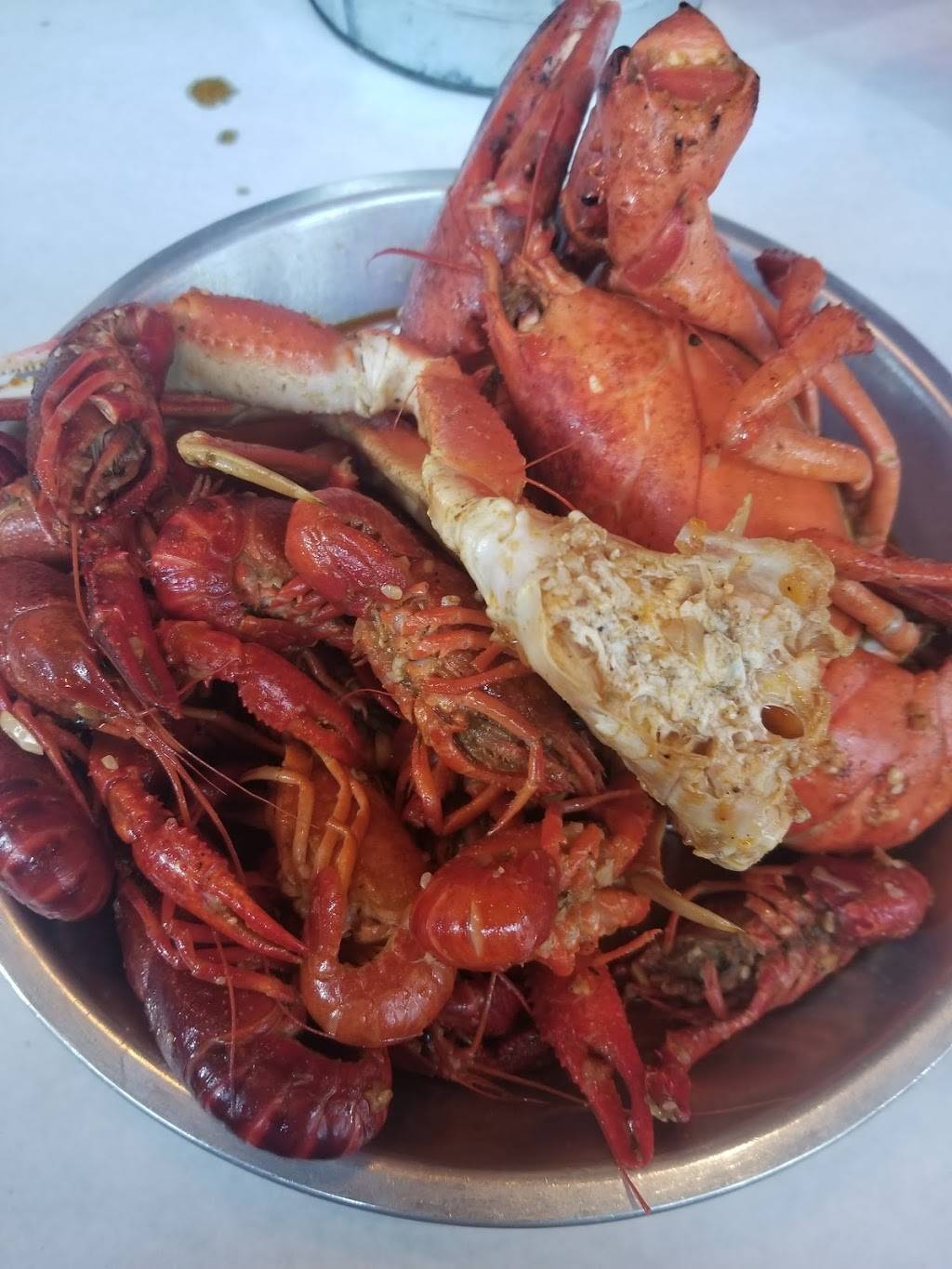 Shaking Crawfish | restaurant | 5412 Buford Hwy NE, Doraville, GA 30340, USA | 7705595839 OR +1 770-559-5839