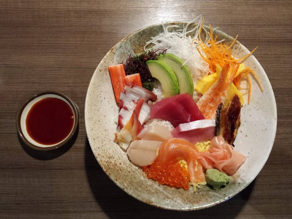 Tomo Sushi & Karaoke | restaurant | 2959 E Big Beaver Rd, Troy, MI 48083, USA | 2488172454 OR +1 248-817-2454