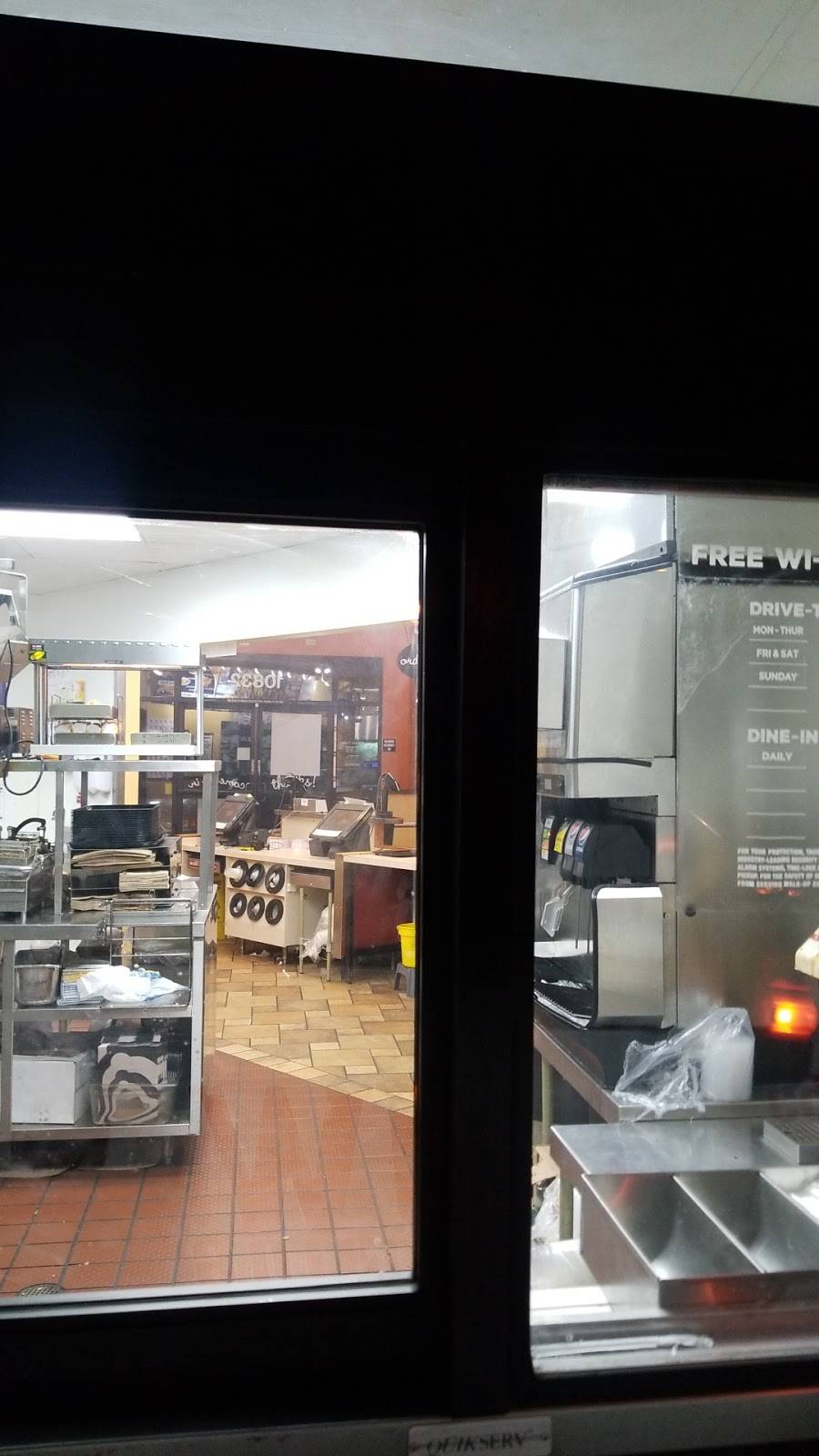 Tacobell long John silvers | restaurant | 10832 S Crossroads Dr, Parker, CO 80134, USA | 3038404778 OR +1 303-840-4778