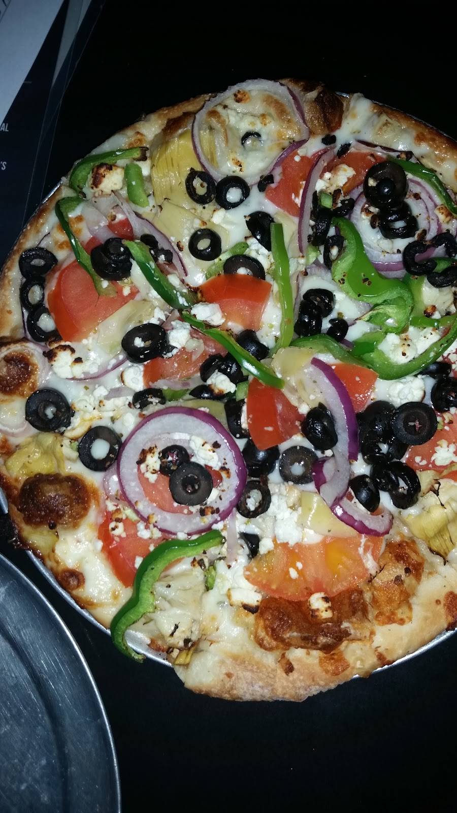 Santisi Brothers Pizzeria & Sports Grill | meal takeaway | 2710 W Bell Rd #1115, Phoenix, AZ 85053, USA | 6027897979 OR +1 602-789-7979