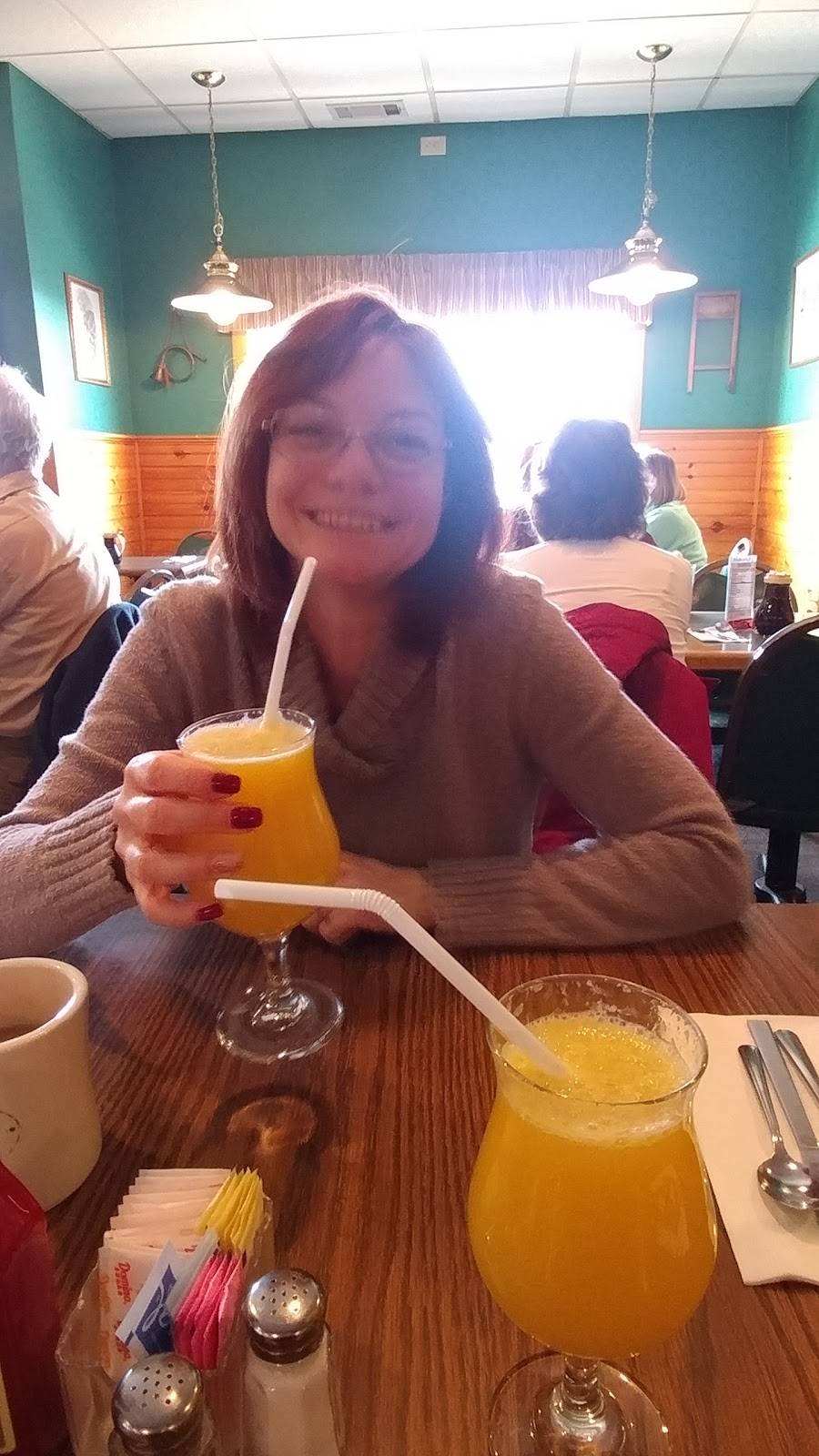 Pine Street Eatery | restaurant | 136 Pine St, Nashua, NH 03060, USA | 6038863501 OR +1 603-886-3501