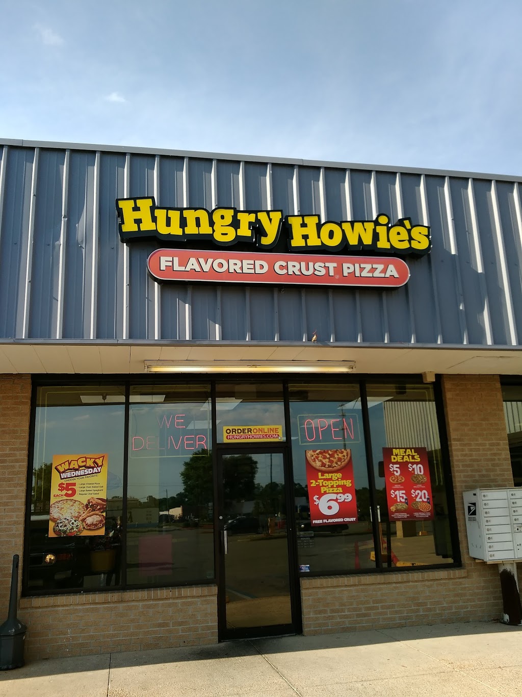 Hungry Howies Pizza | meal delivery | 40 W 9 Mile Rd, Pensacola, FL 32534, USA | 8504940073 OR +1 850-494-0073