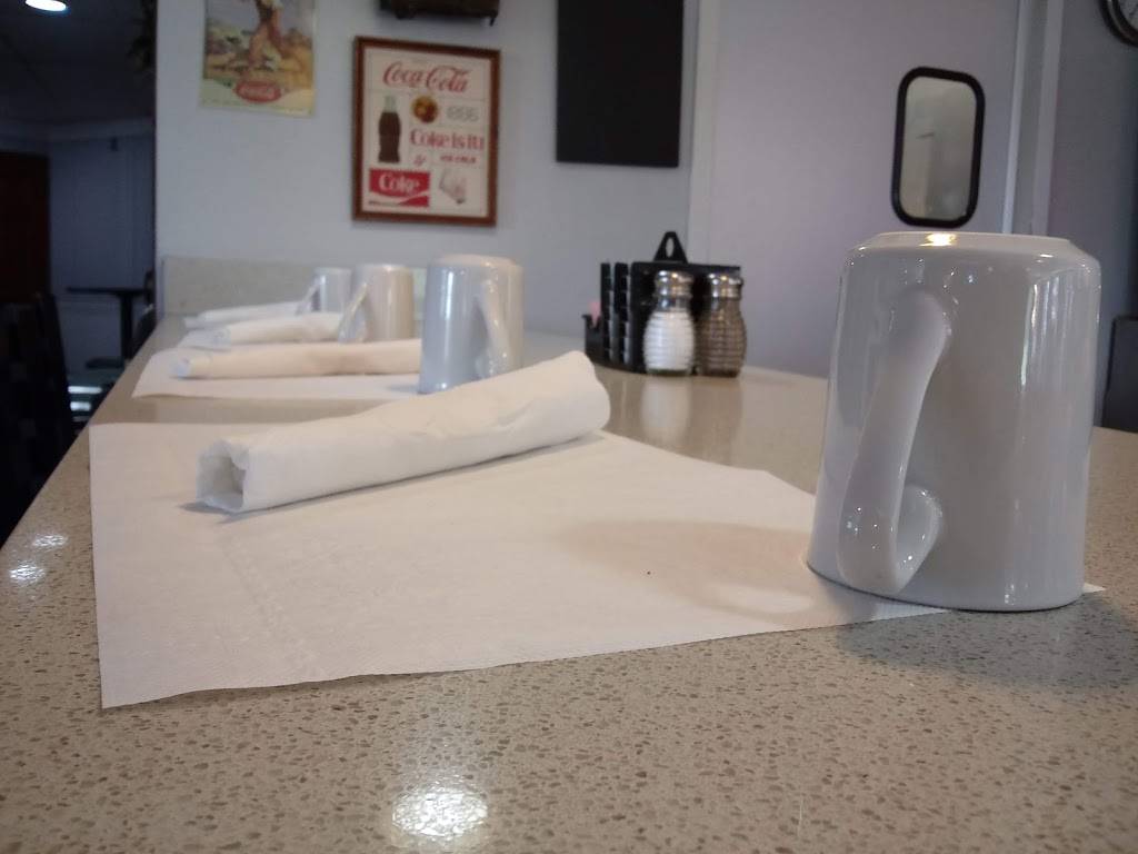 Melissas Country Grill | restaurant | 1426 Lancaster Pike, Quarryville, PA 17566, USA | 7179550801 OR +1 717-955-0801