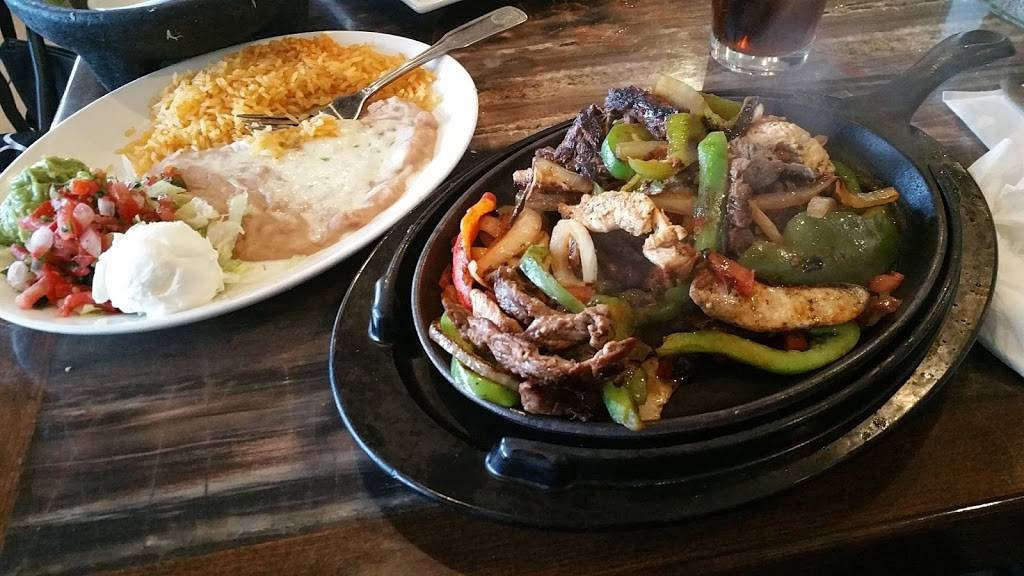 Pancho Villas Restaurant | restaurant | 11667 Cherry Ave D2, Fontana, CA 92337, USA | 9093550588 OR +1 909-355-0588