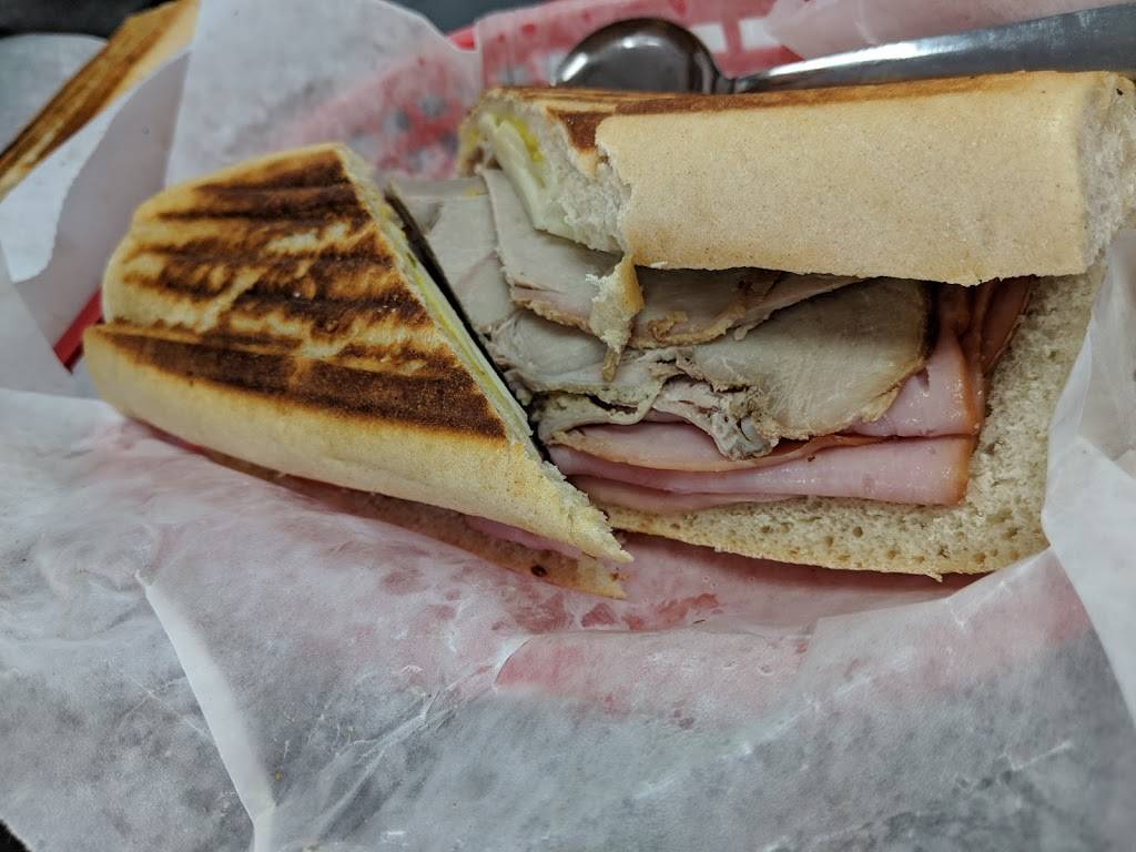 Halls Deli Cuban Cafe | restaurant | 7438 Maynardville Pike, Knoxville, TN 37938, USA | 8653773222 OR +1 865-377-3222