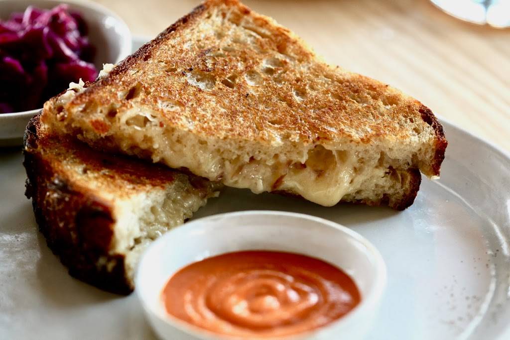 Wursthall | restaurant | 310 Baldwin Ave, San Mateo, CA 94401, USA | 6509314282 OR +1 650-931-4282