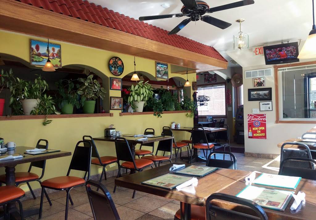 Erics Restaurant | restaurant | 903 W Wood St, Bloomington, IL 61701, USA | 3098285588 OR +1 309-828-5588