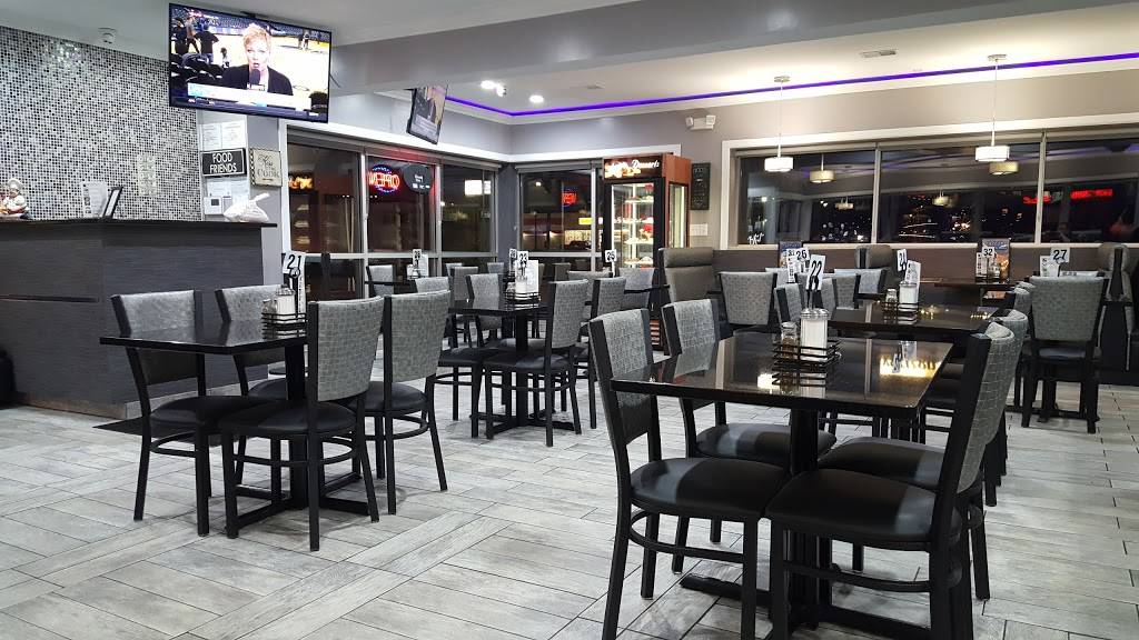 Caesars Coney & Grill | restaurant | 24455 Ford Rd, Dearborn, MI 48128, USA | 3132780455 OR +1 313-278-0455