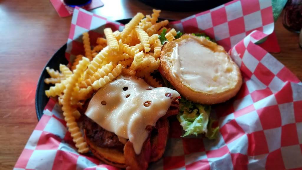 Whitmore Lake Tavern | restaurant | 9839 Main St, Whitmore Lake, MI 48189, USA | 7344495011 OR +1 734-449-5011