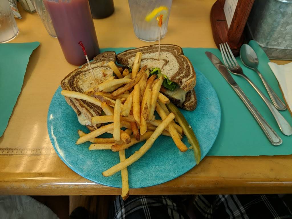 Sun & Sand Cafe | restaurant | 1460 Ocean Shore Blvd, Ormond Beach, FL 32176, USA | 3862389169 OR +1 386-238-9169