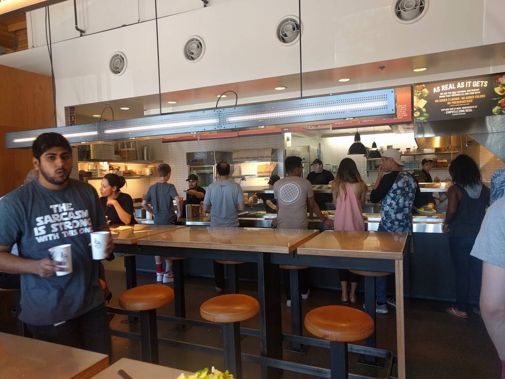 Chipotle Mexican Grill | restaurant | 2002 El Camino Real Ste C, Santa Clara, CA 95050, USA | 4084184508 OR +1 408-418-4508