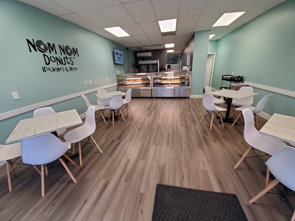 Nom Nom Donuts, Kolaches & More | bakery | 9793 Culebra Rd #104, San Antonio, TX 78251, USA | 2105494247 OR +1 210-549-4247