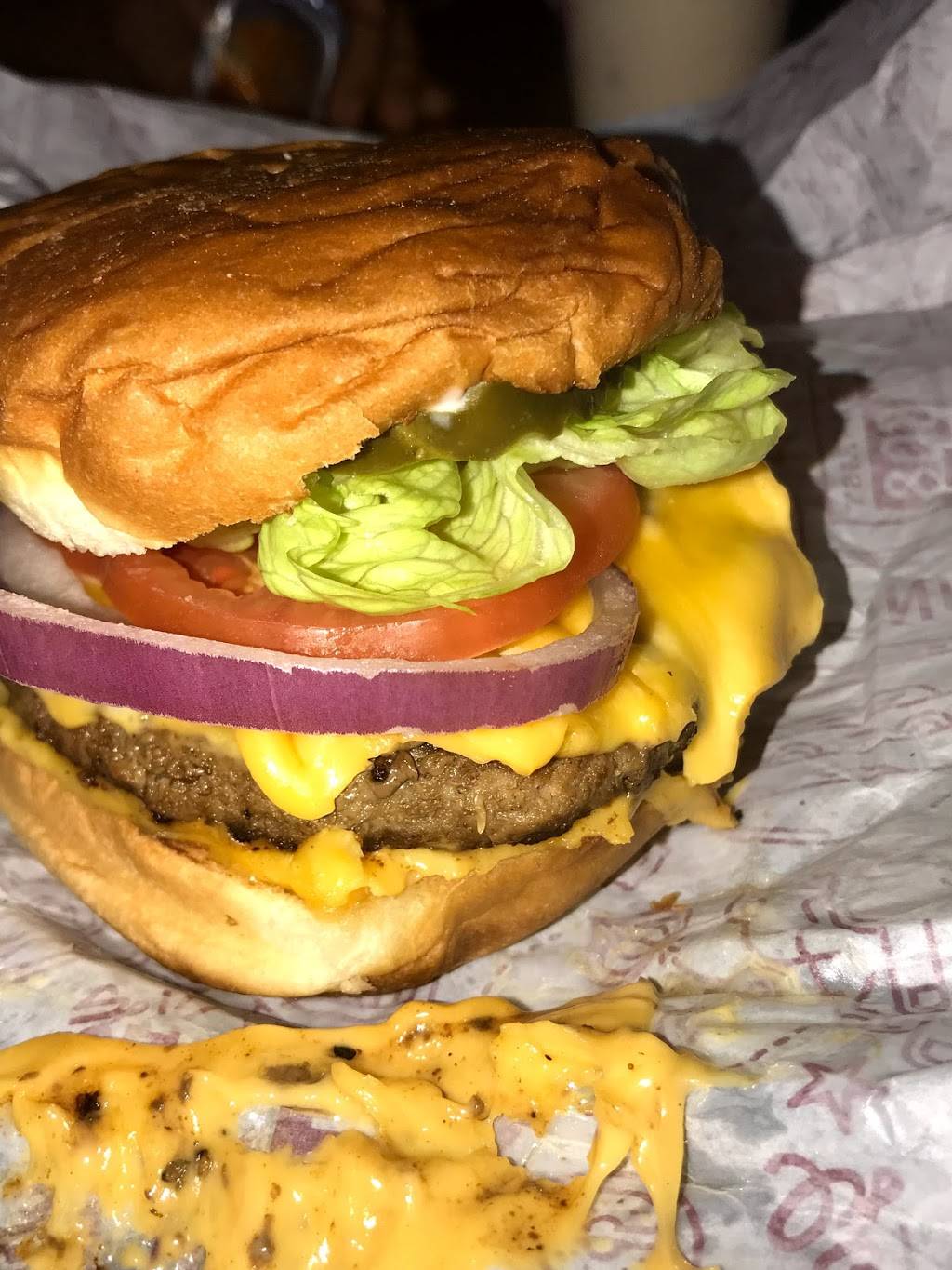 Hat Creek Burger Co. | restaurant | 555 E Exchange Pkwy, Allen, TX 75002, USA | 2147857330 OR +1 214-785-7330