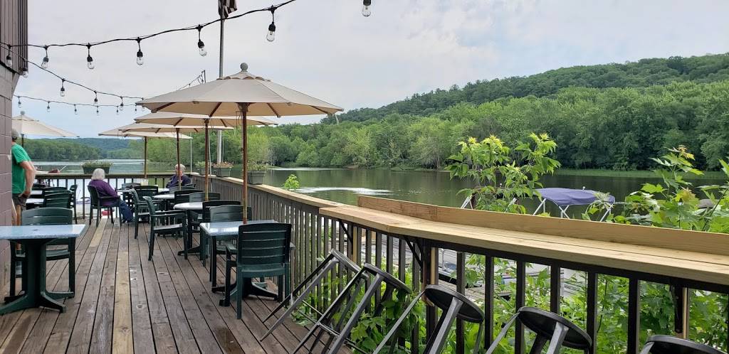 Marine Landing b.o.t.m. | restaurant | 10 Elm St, Marine on St Croix, MN 55047, USA | 6514334577 OR +1 651-433-4577