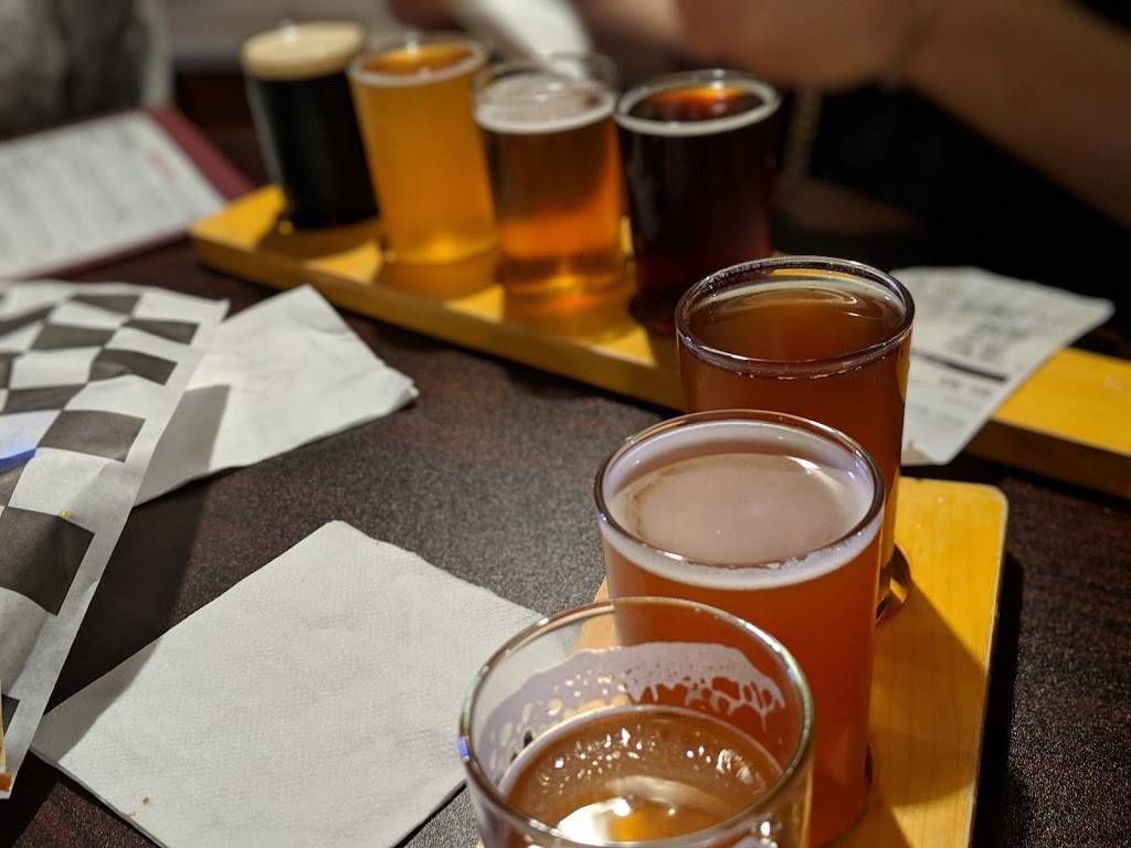 Governors Quarters | restaurant | 1304 S Wenona St, Bay City, MI 48706, USA | 9898936111 OR +1 989-893-6111