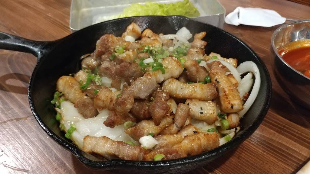 Sik Gaek | restaurant | 49-11 Roosevelt Ave, Woodside, NY 11377, USA | 7182054555 OR +1 718-205-4555