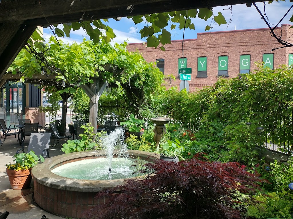 Heart Bowls | cafe | 102 S 1st Ave STE 100, Sandpoint, ID 83864, USA | 2083047631 OR +1 208-304-7631