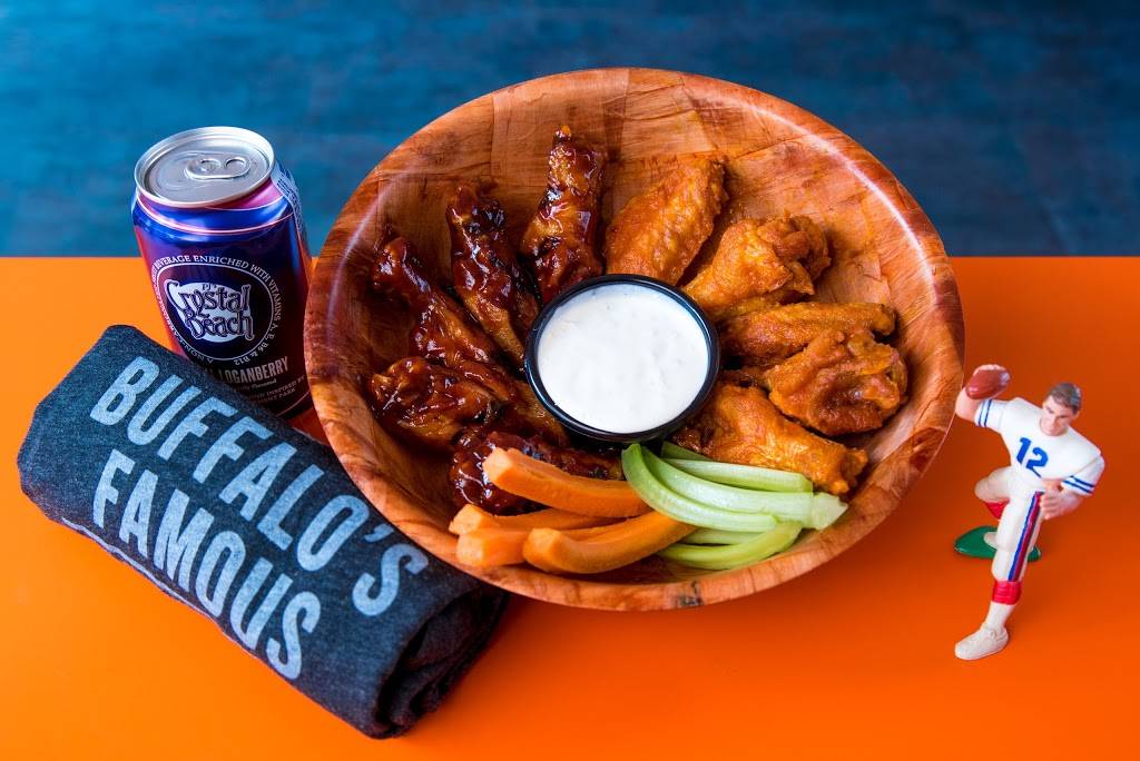 Buffalos Famous | restaurant | 773 Coney Island Ave, Brooklyn, NY 11218, USA | 7184629746 OR +1 718-462-9746