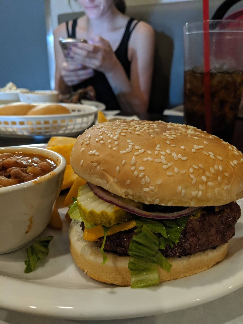 BBQ Factory Steakhouse | restaurant | 4215 Rosedale Hwy, Bakersfield, CA 93308, USA | 6613258800 OR +1 661-325-8800